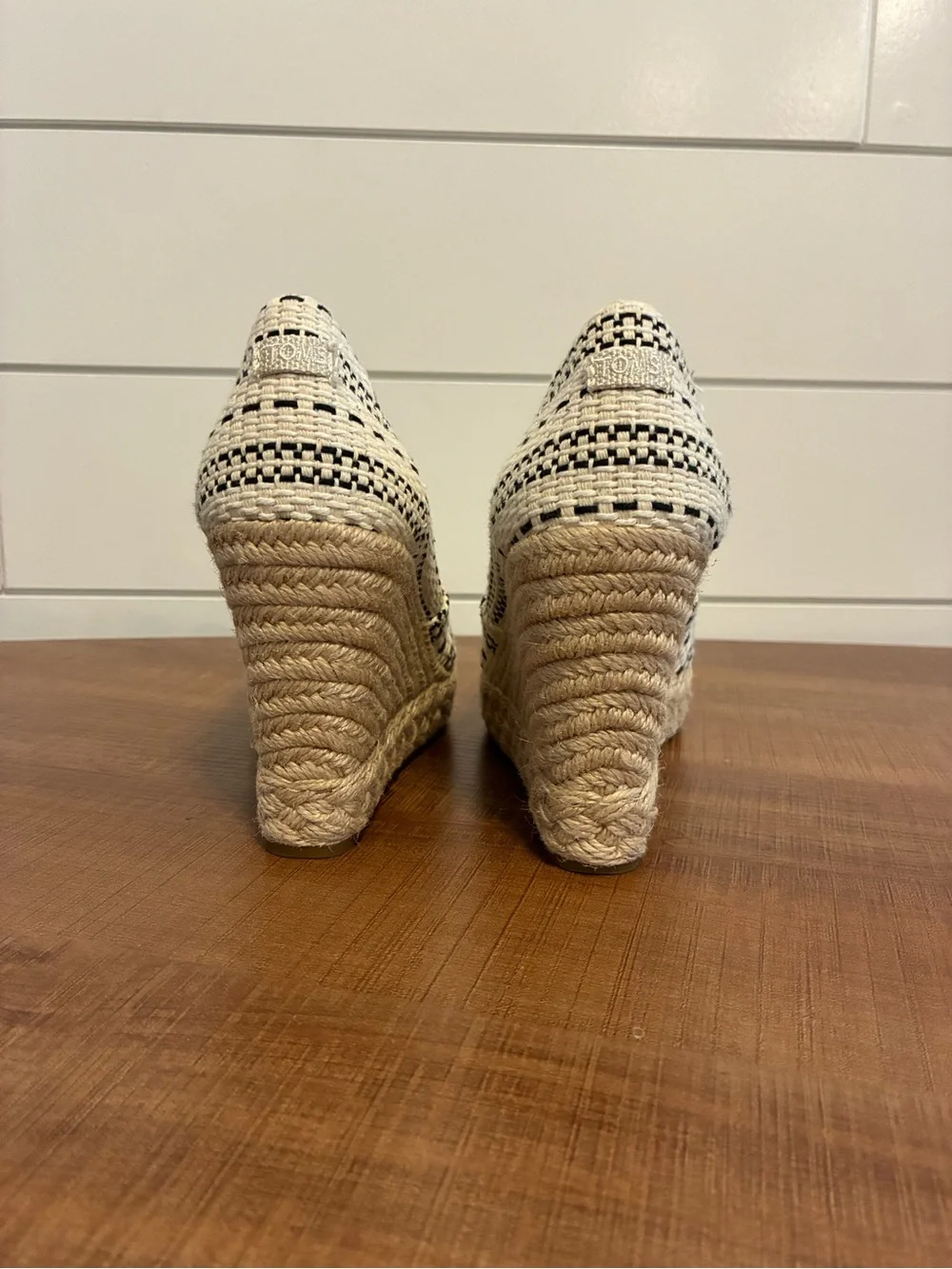 Toms Black & White Striped Espadrille Wedge Peep-Toe 7.5